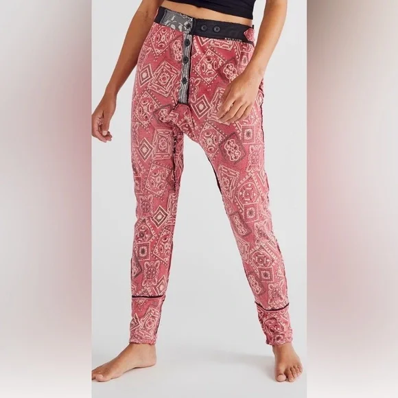 Magnolia Pearl Whistlestop Joggers - Picture 4 of 8